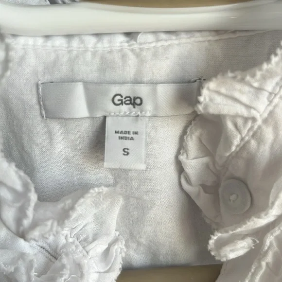 GAP Sleeveless Ruffle Top - Picture 6 of 7